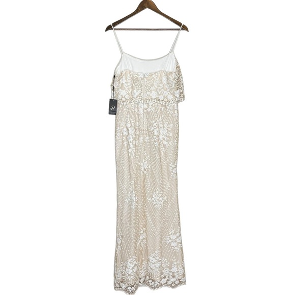 Adrianna Papell NWT Sequin Popover Mermaid Gown in Pearl Size 6 - Picture 3 of 16